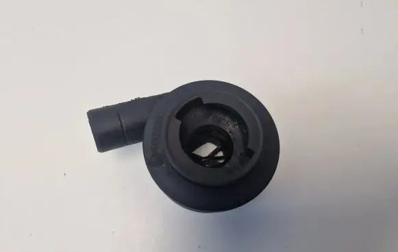 Volkswagen New Beetle Oil filler cap 06A103465
