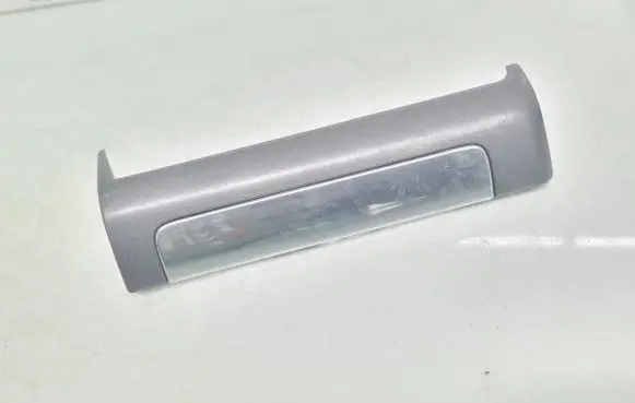 Opel Signum Dashboard glove box trim 13204491