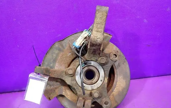 Chevrolet Evanda Front wheel hub spindle knuckle