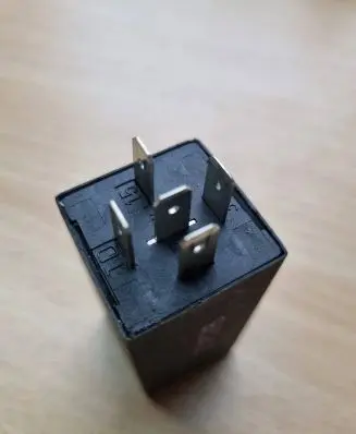 Audi A6 S6 C5 4B Other relay 4A0907413
