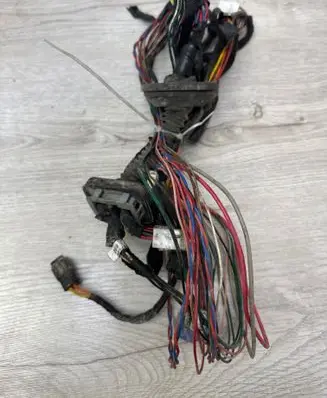Hyundai Tucson JM Front door wiring loom 91610 2E470