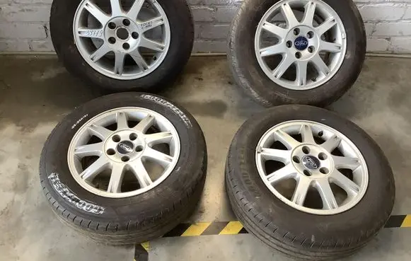 Ford Focus C-MAX R15 alloy rim 4M51KB 6JX15H2OFF525
