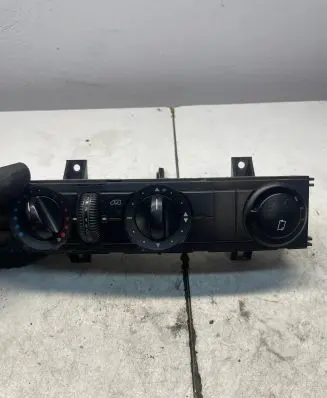 Mercedes-Benz Sprinter W906 Climate control unit A9068300185KZ 5HB00901100