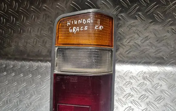 Hyundai H-100 Rear/tail lights 92420-43000R