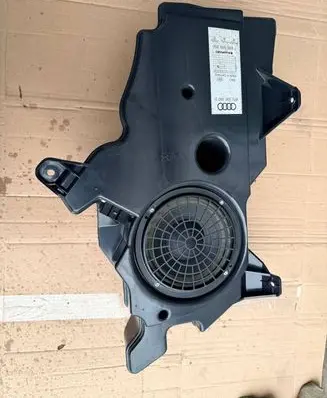 Audi A3 S3 8P Subwoofer speaker 8P3035382D
