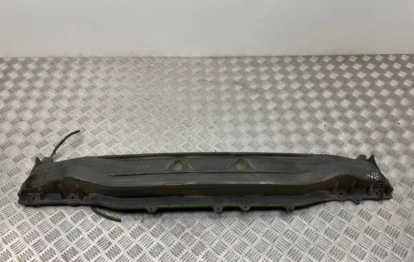 Hyundai i30 Rear bumper cross member 
