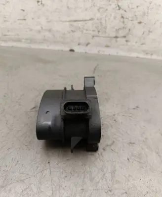 BMW X3 E83 Mass air flow meter 0928400529