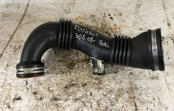 Peugeot 308 Intercooler hose/pipe 9687883780 9687683E80