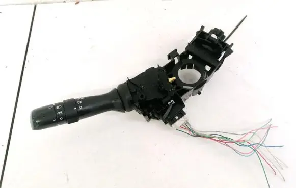 Toyota Avensis T270 Indicator stalk 0521017F422