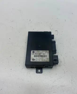 Audi A4 S4 B6 8E 8H Tow bar trailer control unit/module 8E0907383 5DS00840800 S0001