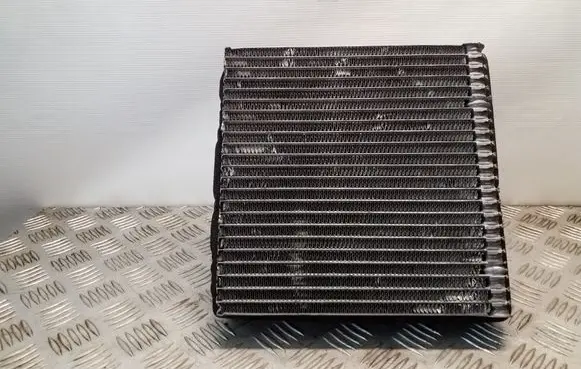 Air conditioning (A/C) radiator (interior)
