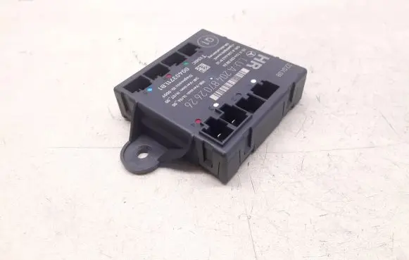 Mercedes-Benz C W204 Door control unit/module A2048202826 A2048702626 A2044421932