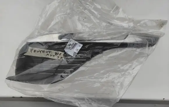 Peugeot 308 Front bumper lower grill 1610744480