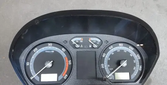 Skoda Fabia Mk1 (6Y) Speedometer (instrument cluster) 6Y0920982D 110080253026