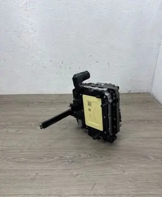 Volkswagen Caddy Transmission gearbox valve body 02E927770AT