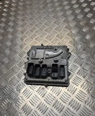 BMW X3 F25 Engine control unit/module 8641402
