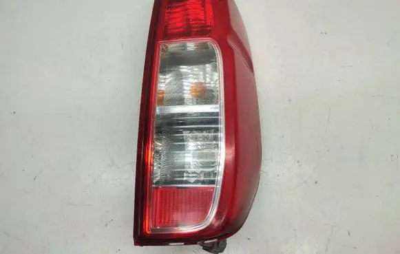 Nissan Navara D40 Rear/tail lights