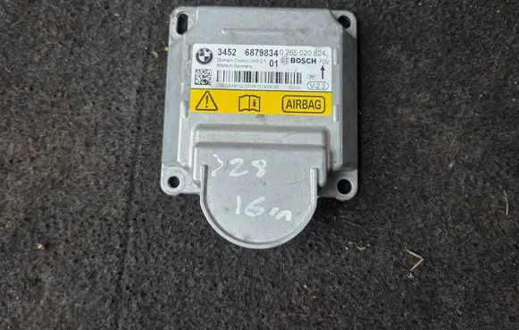 BMW 4 F32 F33 Airbag control unit/module 6879834 0265020824