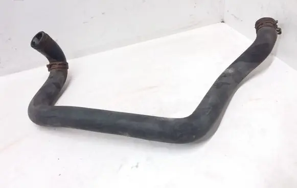 Peugeot 1007 Engine coolant pipe/hose