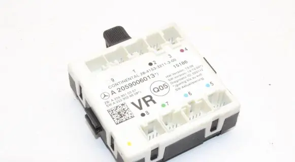 Mercedes-Benz C W205 Door control unit/module A2059006013