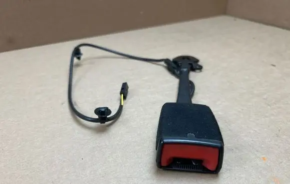 Porsche Cayenne (92A) Front seatbelt buckle 7P0857755