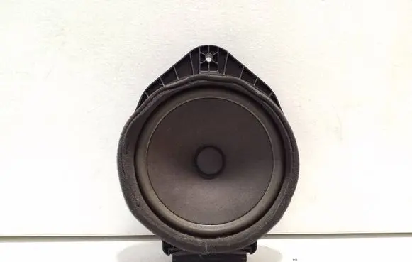 Chevrolet Orlando Front door speaker 22759392