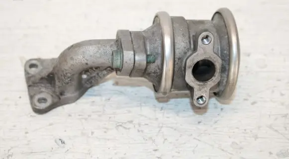 Audi A6 S6 C5 4B EGR valve 06C131101 06C131101B