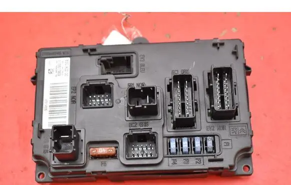 Peugeot 407 Fuse box set 9656148080