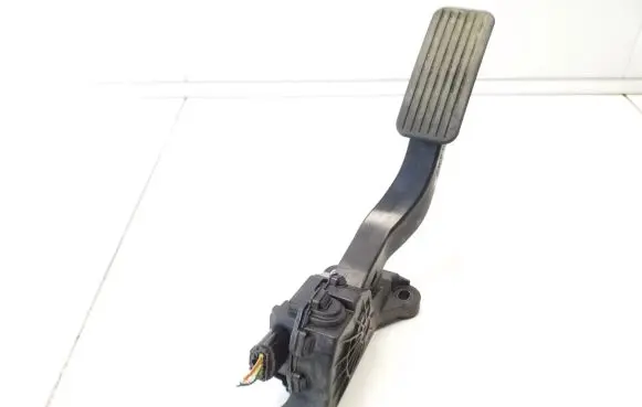 KIA Niro Accelerator throttle pedal 35191G2100 32700G2120