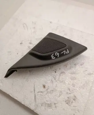Volvo XC70 Front door speaker 30781068 M5XUG 09W25