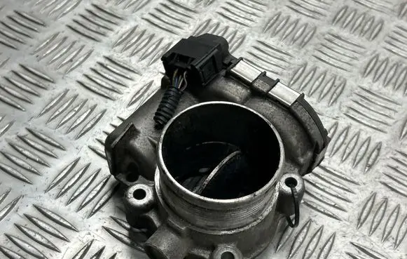 Volvo V60 Throttle valve 31216665 0286750520 2W045