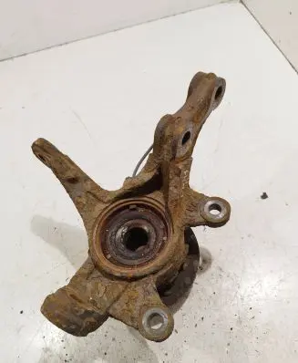 Honda CR-V Front wheel hub spindle knuckle