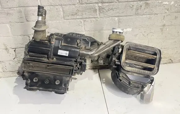 Audi A6 S6 C5 4B Interior heater climate box assembly 4B1820005L 44320002528772 MF4432000252