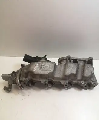 Mercedes-Benz A W169 Intake manifold A6400901437 A6402000515