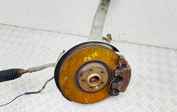 Volvo XC90 Front wheel hub spindle knuckle KN052