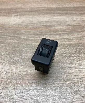 Volkswagen Golf IV Headlight level height control switch 357941333