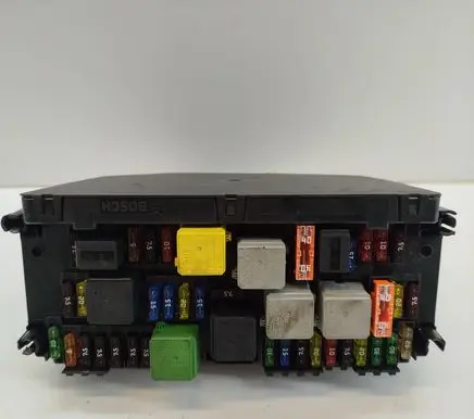 Mercedes-Benz E W212 Fuse module A2129003814