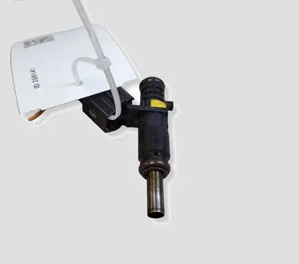 Peugeot 3008 I Fuel injector V752817680