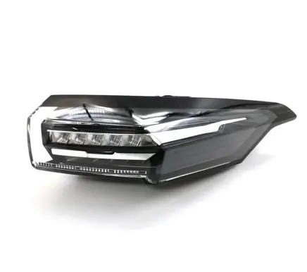 Peugeot 308 Rear/tail lights 9835299280