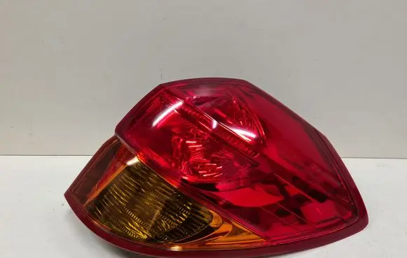 Subaru Legacy Rear/tail lights 22020792