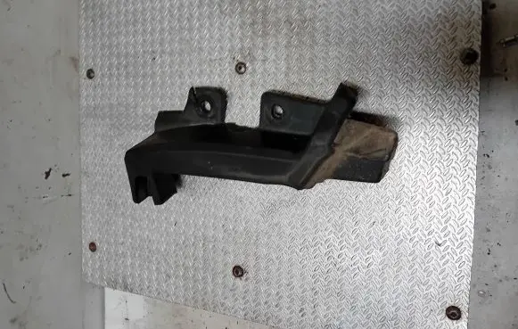 Fiat 500E Fender foam support/seal 52009477