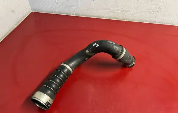 BMW X1 F48 F49 Intercooler hose/pipe 8650759 13718650759