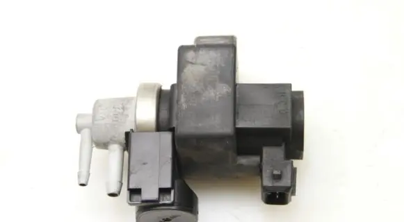 Hyundai i40 Turbo solenoid valve 70027200