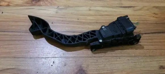 Ford Focus Accelerator throttle pedal 4m519f836bh 4m51-9f836-bh