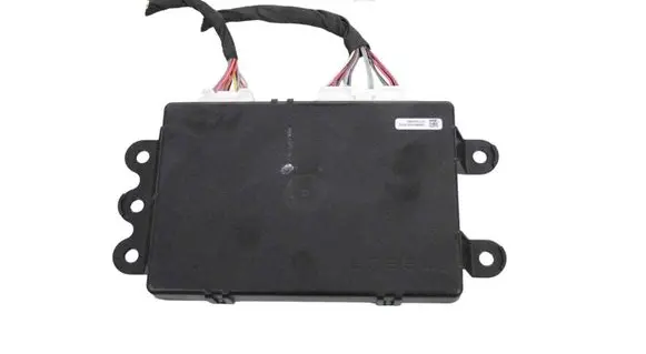 Infiniti M Y51 Air suspension control unit module (rear) 106098903B