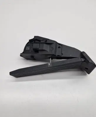 BMW X1 F48 F49 Accelerator throttle pedal 35426859999 21490710 6859999