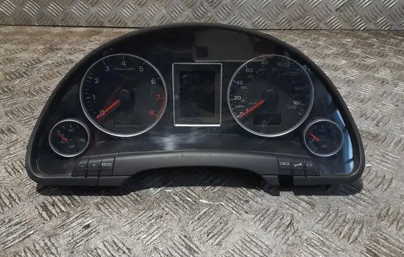 Audi A4 S4 B7 8E 8H Speedometer (instrument cluster) 8e0920951f
