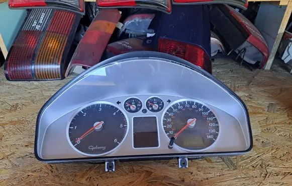 Ford Galaxy Speedometer (instrument cluster) 7M5920920N YM2110849ATD