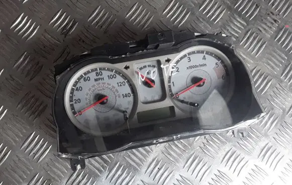 Nissan Note (E11) Speedometer (instrument cluster) 9U31E