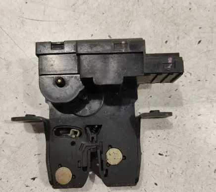 Renault Vel Satis Tailgate/trunk/boot lock/catch/latch 8200229953